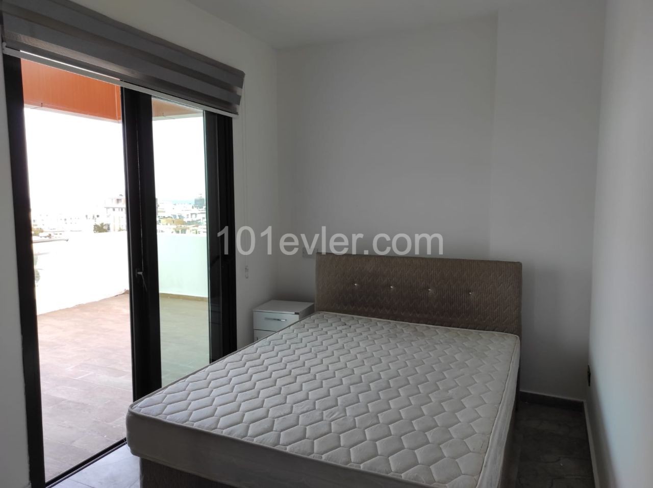 GİRNE MERKEZ'DE 3+1 FULL EŞYALI KİRALIK DAİRE