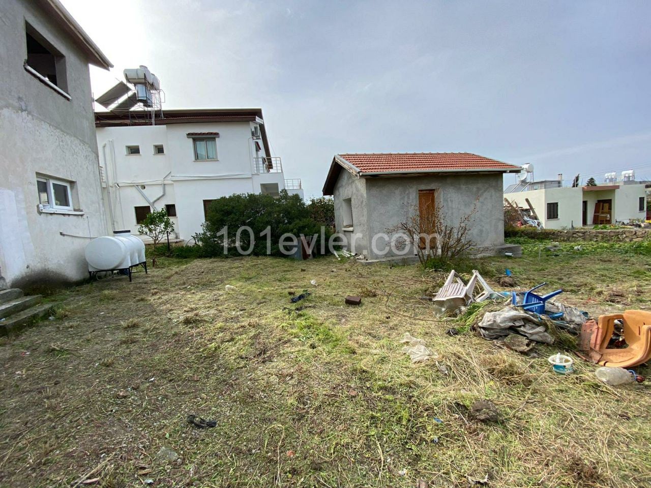 HALBBAUWOHNUNG MIT GARTEN ZUM VERKAUF IN KYRENIA CHATALKÖY ** 