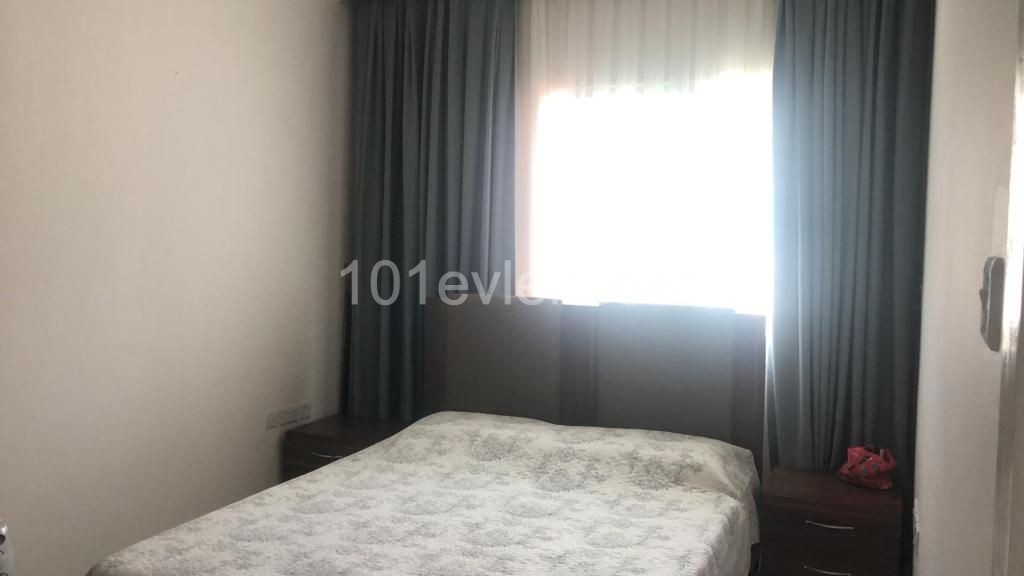 GİRNE MERKEZ'DE 3+1 LÜX SATILIK DAİRE 