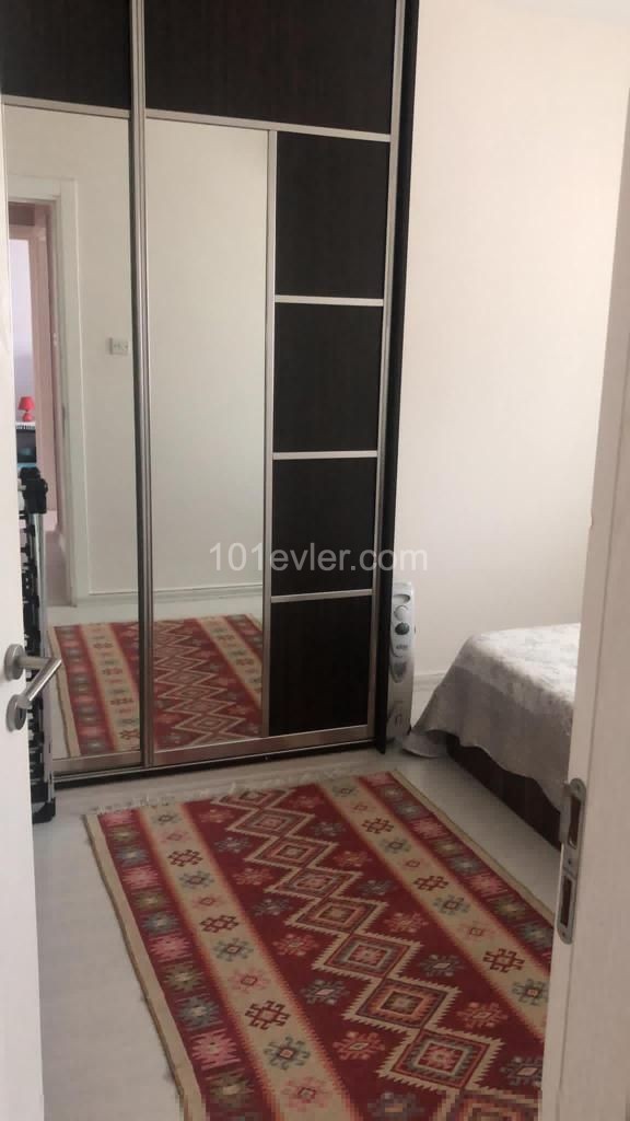 GİRNE MERKEZ'DE 3+1 LÜX SATILIK DAİRE 