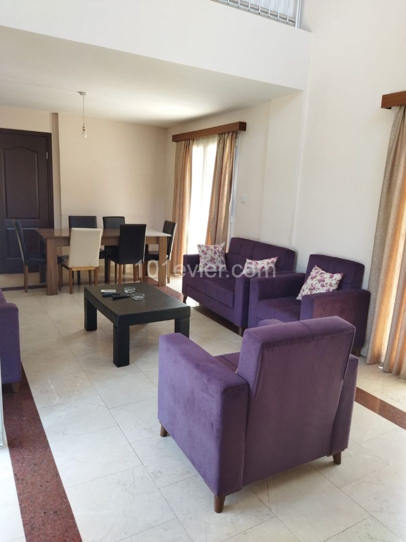 4+1 VİLLA WITH PRIVATE POOL FOR DAILY RENT IN KYRENIA ÇATALKÖY