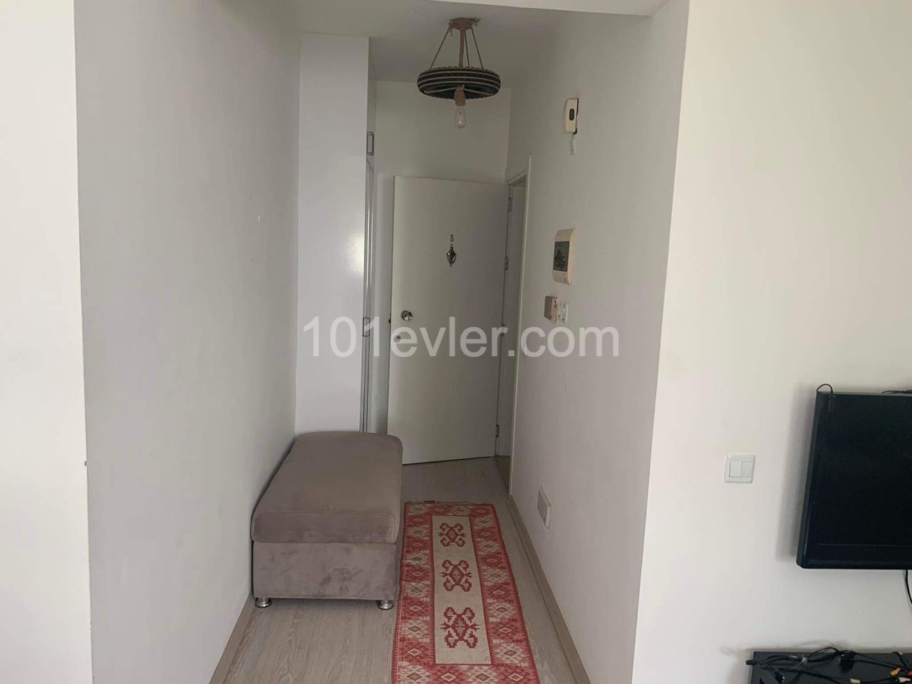 GİRNE MERKEZ'DE 2+1 LÜX SATILIK DAİRE