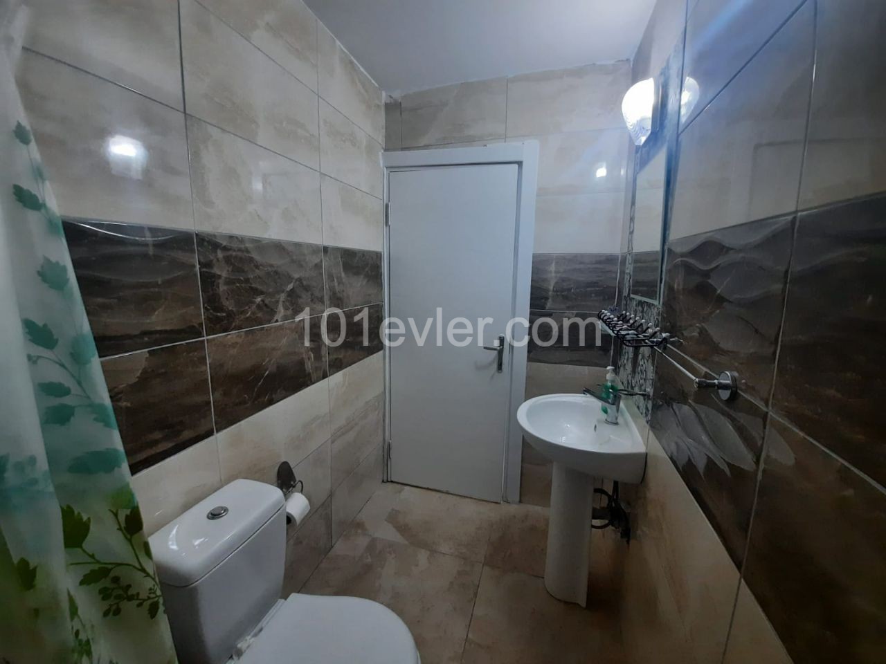 2+1 APARTMENT WITH FURNISHED FOR SALE IN ARAPKÖY KYRENIA 