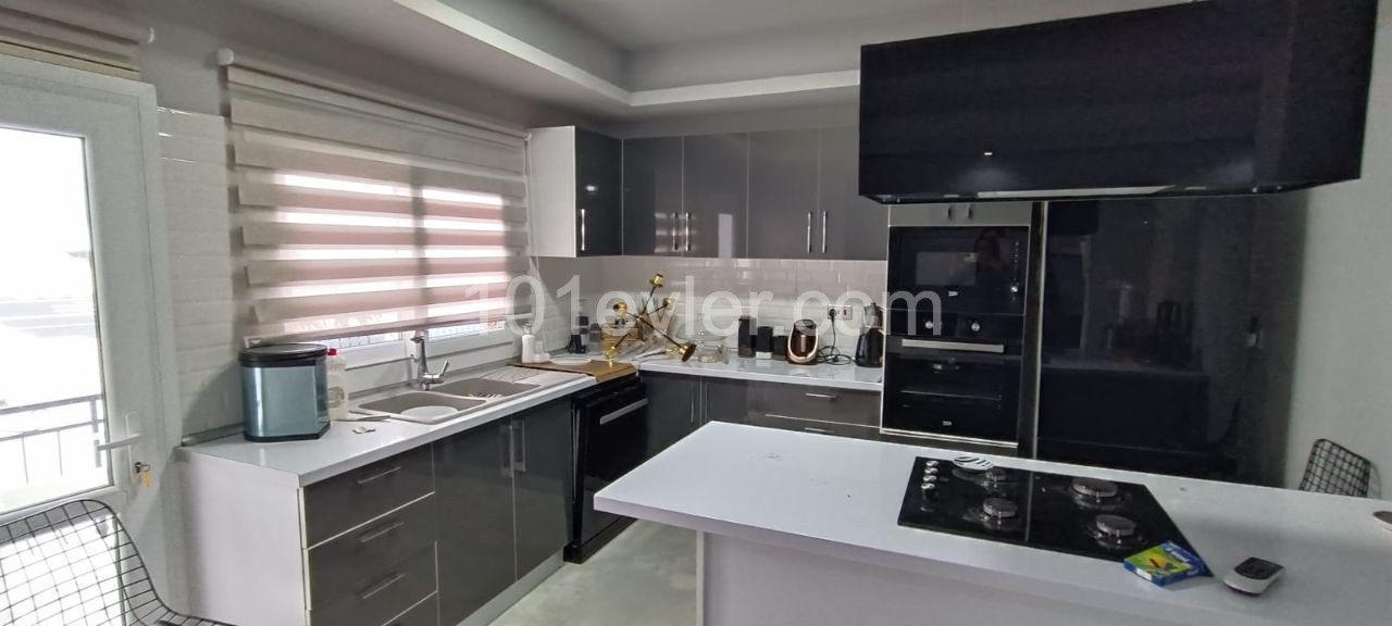 3+1 FLAT FOR RENT IN KYRENIA CENTER