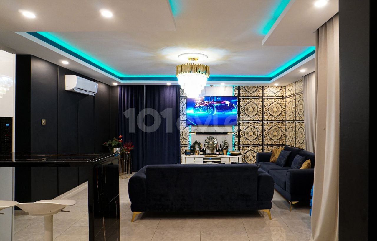 2+1 SUPER LUXURY PENTHOUSE FOR RENT IN ALSANCAK KYRENIA 