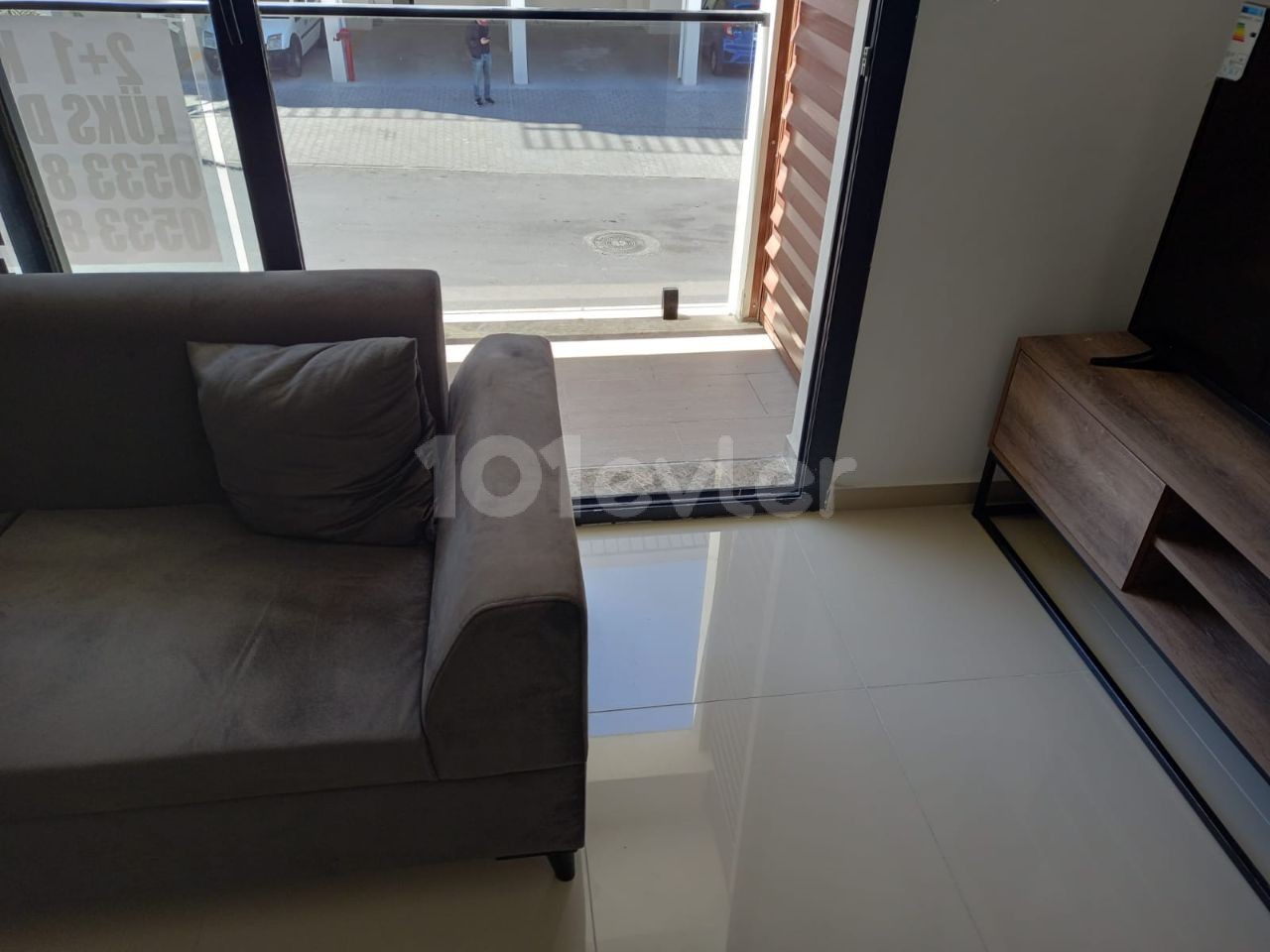 LUXURIOUS 2+1 FLAT FOR RENT IN KYRENIA CENTER