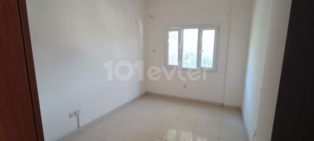 1+1 FLAT FOR RENT IN KYRENIA WITH OFFICE PERMIT