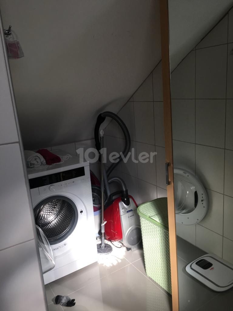 Girne Yesiltepe Lüks  4+1 Kiralık Villa