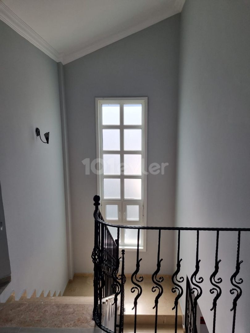 Luxus 3+1 Villa Zu Vermieten In Kyrenia Catalkoy ** 