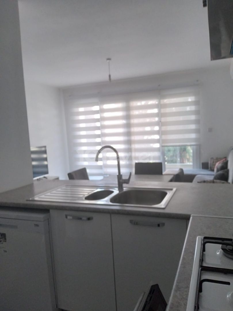 Luxus 1+1 Wohnung Zu Vermieten In Kyrenia Zentrum ** 