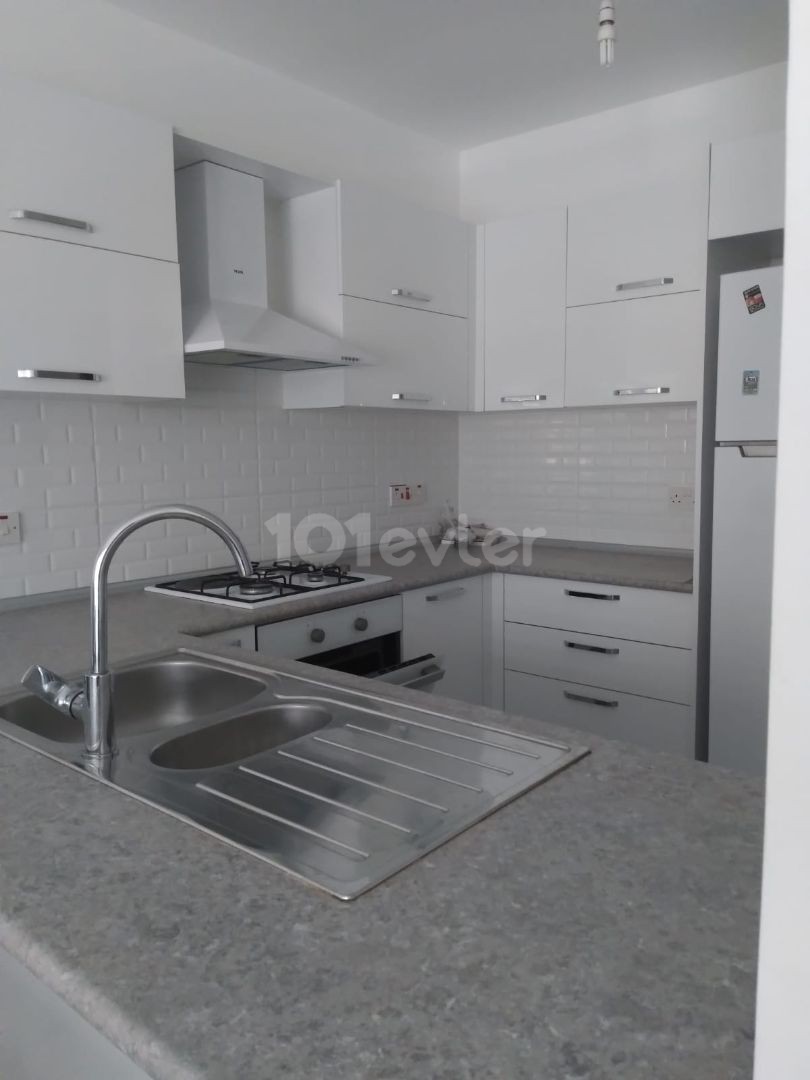 Luxus 1+1 Wohnung Zu Vermieten In Kyrenia Zentrum ** 