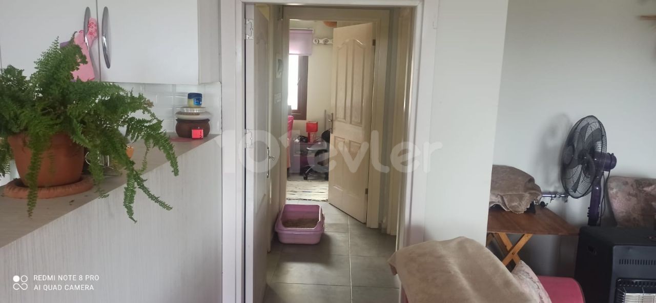 2+1 Einfamilienhaus In Kyrenia Chatalköy Zu Verkaufen ** 