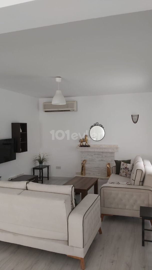 Girne Alsancak 4+1 Havuzlu Günlük Kiralık Villa