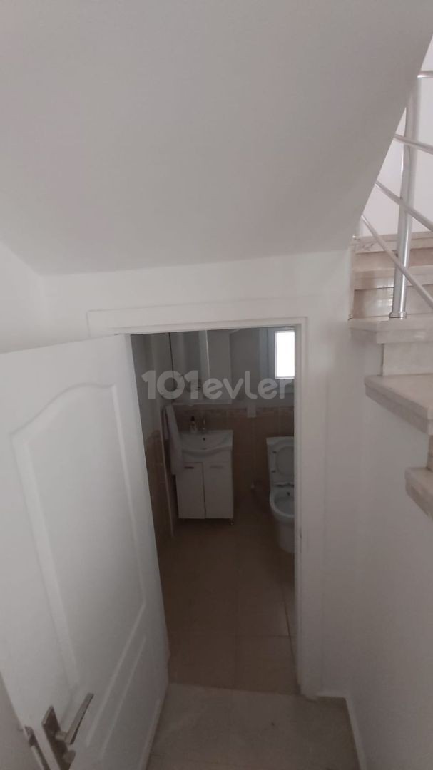 Girne Alsancak 4+1 Havuzlu Günlük Kiralık Villa