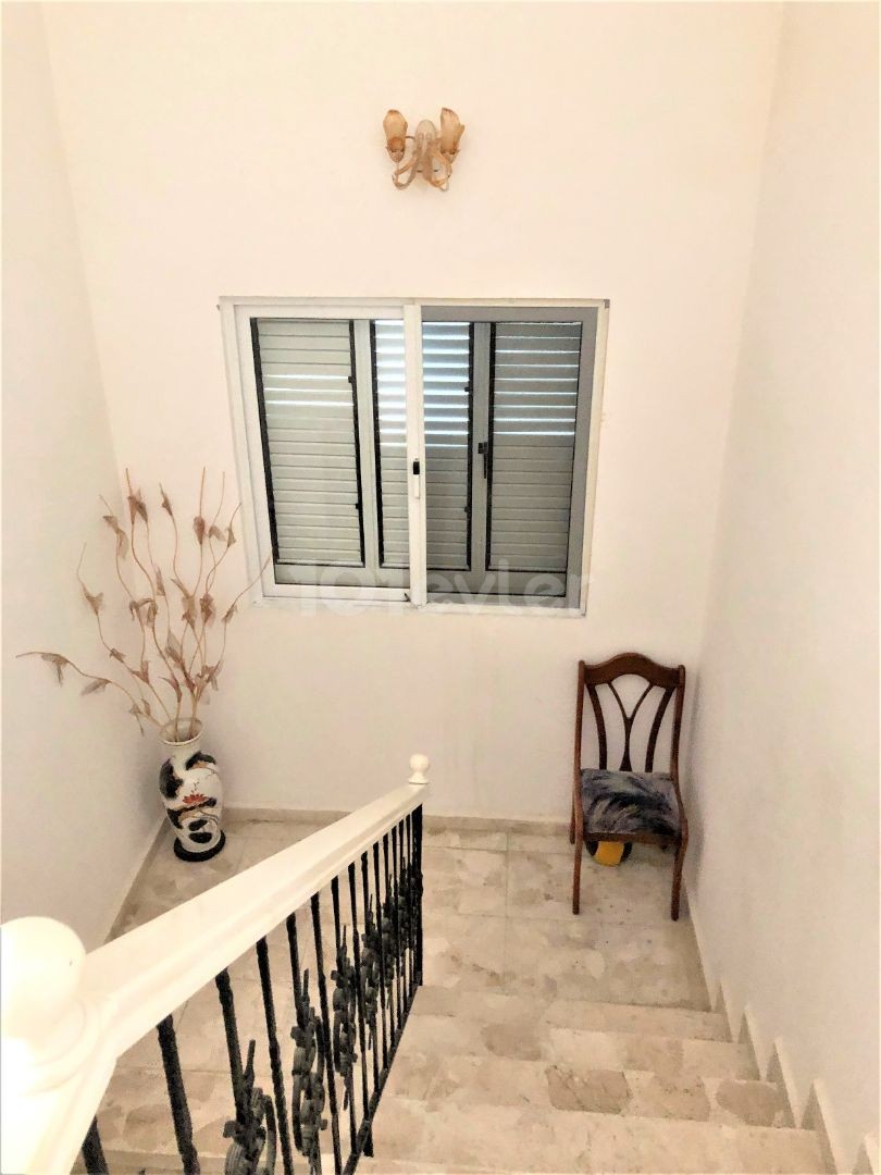 Girne Karaoğlanoğlunda Satılık 4+1 Villa