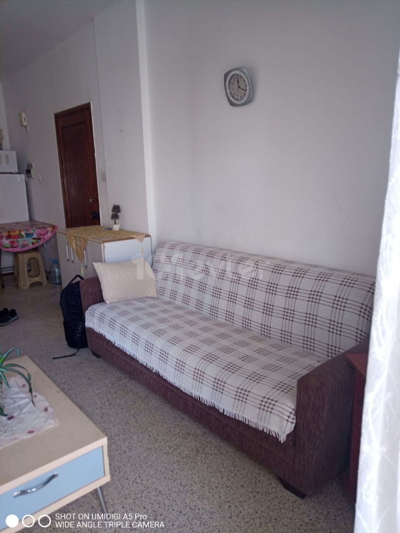 2+1 WOHNUNG ZUM VERKAUF IN FAMAGUSTA ZENTRUM ** 