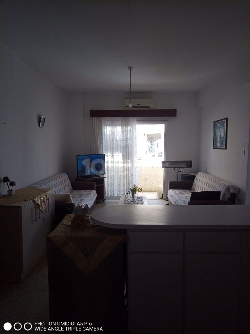 2+1 WOHNUNG ZUM VERKAUF IN FAMAGUSTA ZENTRUM ** 