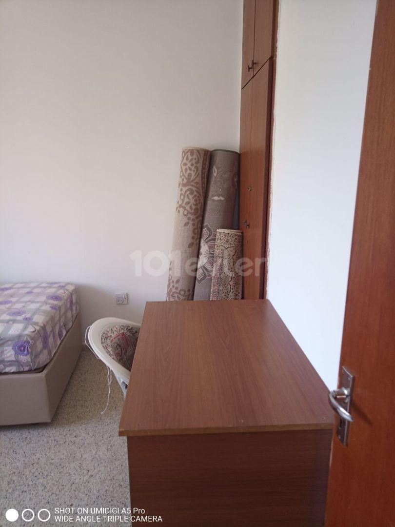 MAĞUSA MERKEZ'DE SATILIK 2+1 SATILIK DAİRE