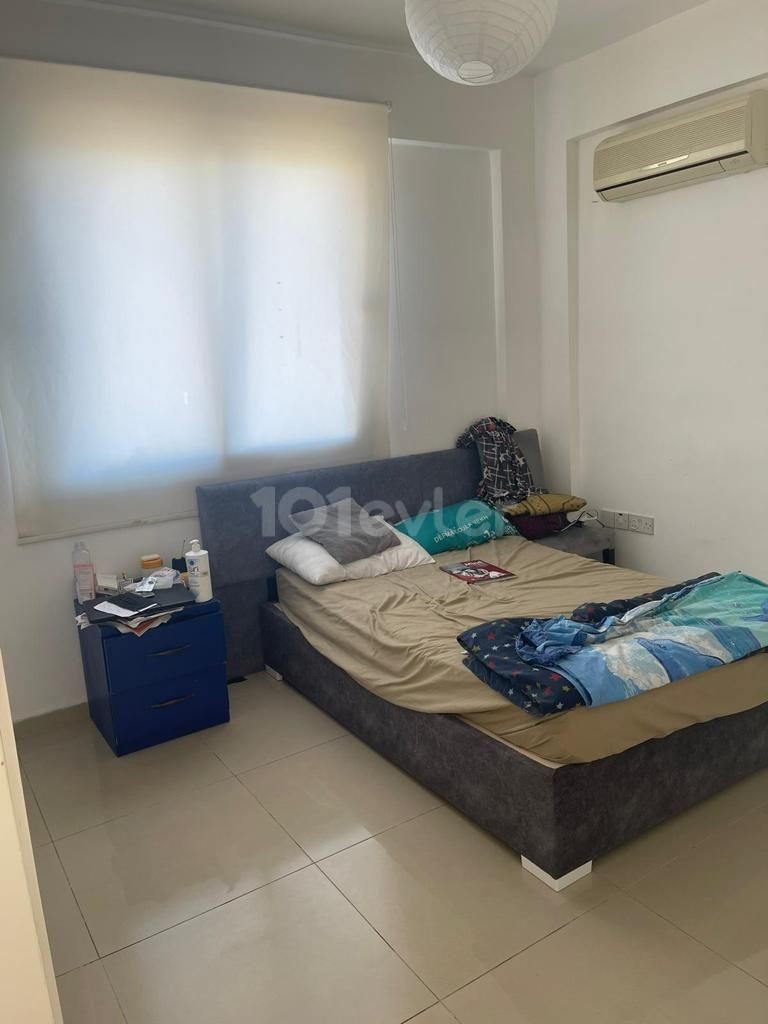 2+1 WOHNUNG ZU VERMIETEN IM ZENTRUM VON KYRENIA ** 