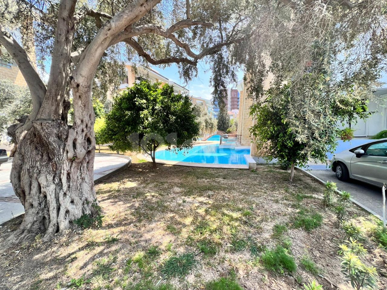 1+ APARTMENT WITH SHARED POOL FOR SALE WITH FURNITURE IN KYRENIA, CYPRUS ** 