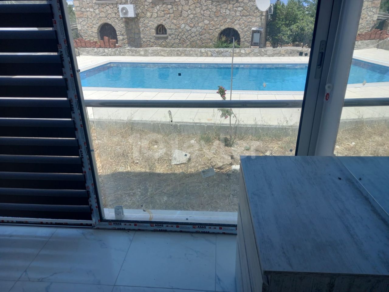 1+1 MÖBLIERTE WOHNUNG IN KYRENIA LAPTA ** 