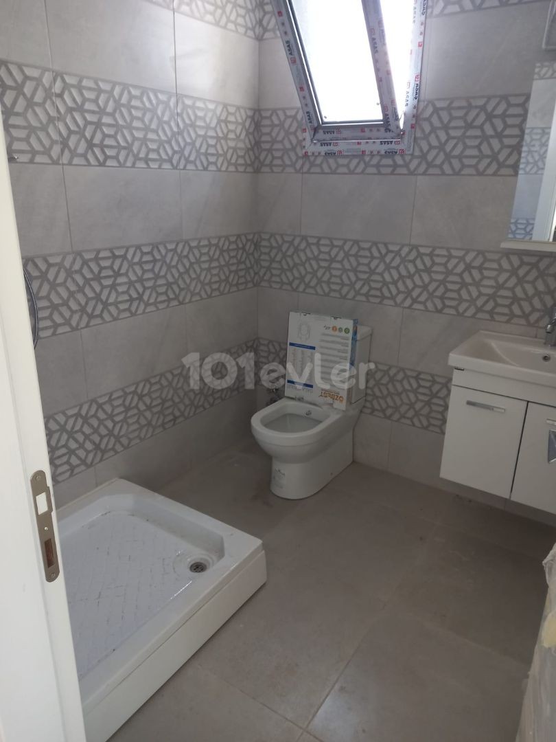 2+1 MÖBLIERTE WOHNUNG IN KYRENIA LAPTA ** 