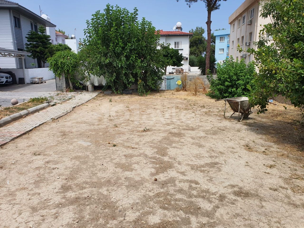 VILLA ZUM VERKAUF AUF KYRENIA NIKOSIA HAUPTSTRAßE NICHT VERPASSEN ** 