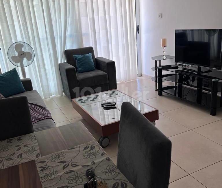 KYRENIA CENTRAL LUXURY 1+ 1 DAY RENTAL APARTMENT ** 