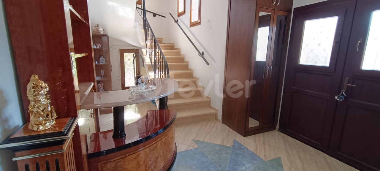 Rent a Mansion with an Indoor Garage with a Private Pool 4+1 in Bellapais in Kyrenia, Cyprus ** 