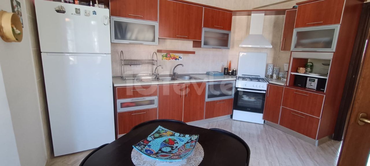 Kıbrıs Girne Bellapais 'Da 4+1 Özel Havuzlu Kapalı Garajlı Kiralık Köşk