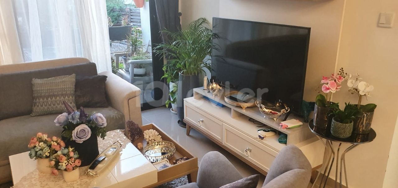 LEFKOŞA DEREBOYU KAYMAKAMLIĞA YAKIN SATILIK DAİRE