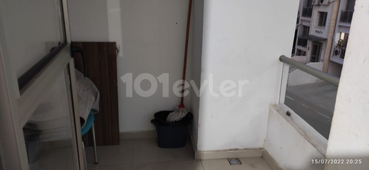 GİRNE MERKEZ'DE 2+1 KİRALIK DAİRE