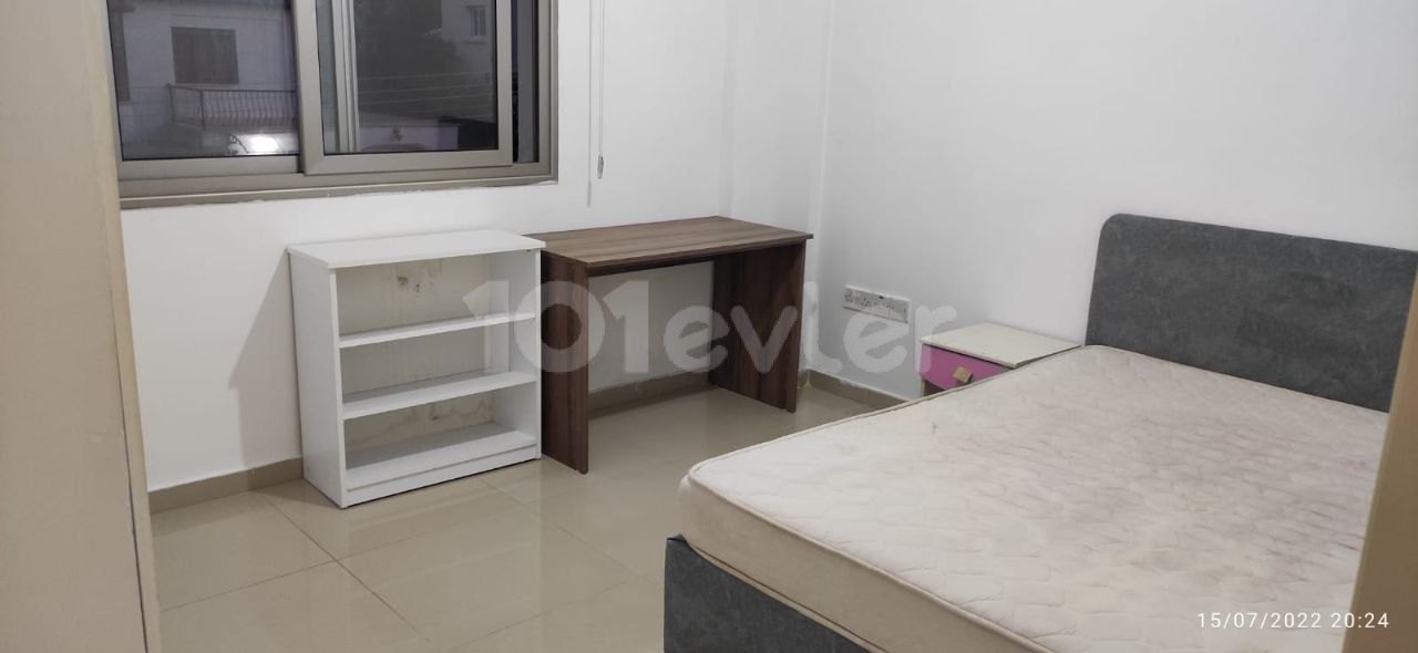 GİRNE MERKEZ'DE 2+1 KİRALIK DAİRE