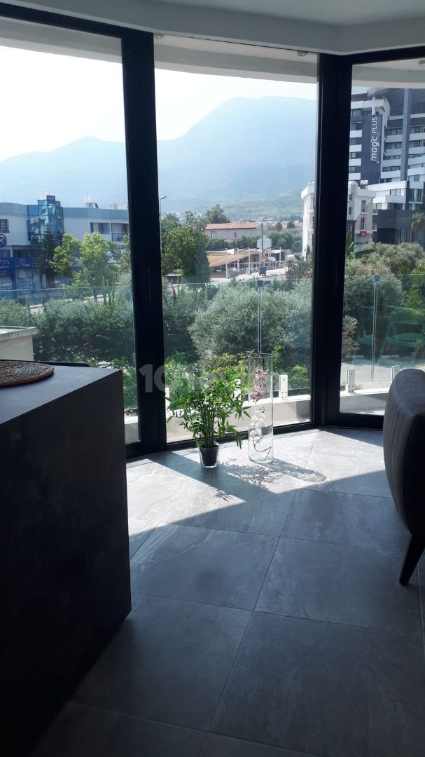 CYPRUS KYRENIA 2 + 1 FULLY FURNISHED APARTMENT FOR RENT IN A COMPLEX WITH A SHARED POOL ** 