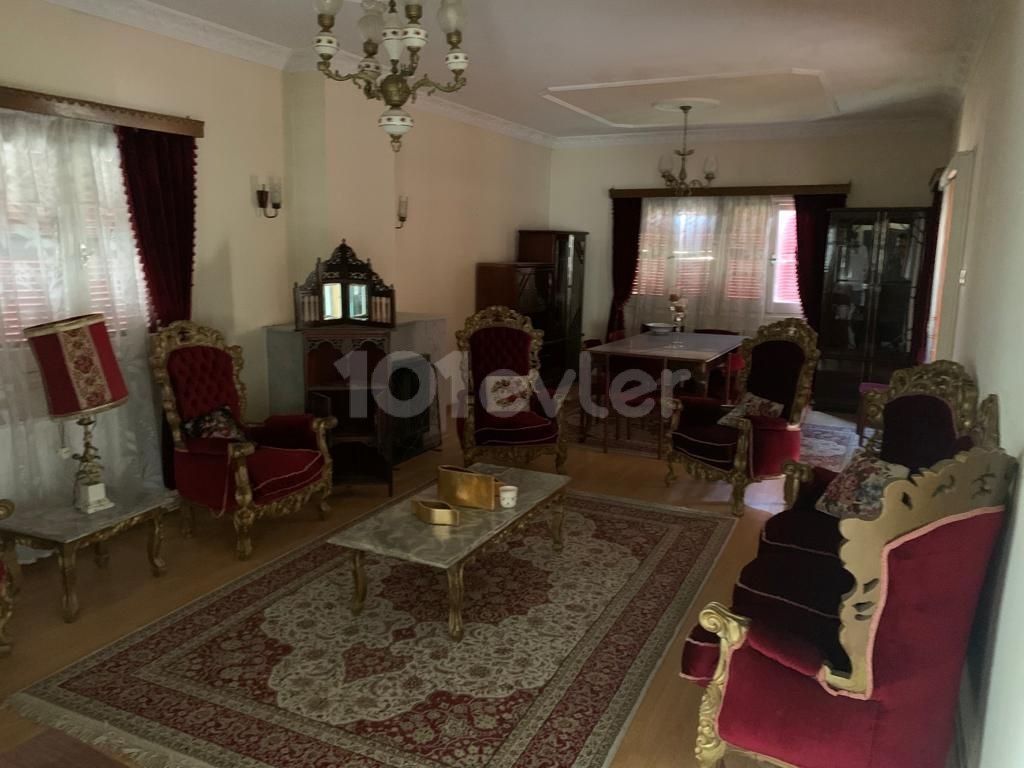 3 + 1 APARTMENT FOR RENT NEAR KYRENIA CENTRAL BARBAROS MARKET ** 