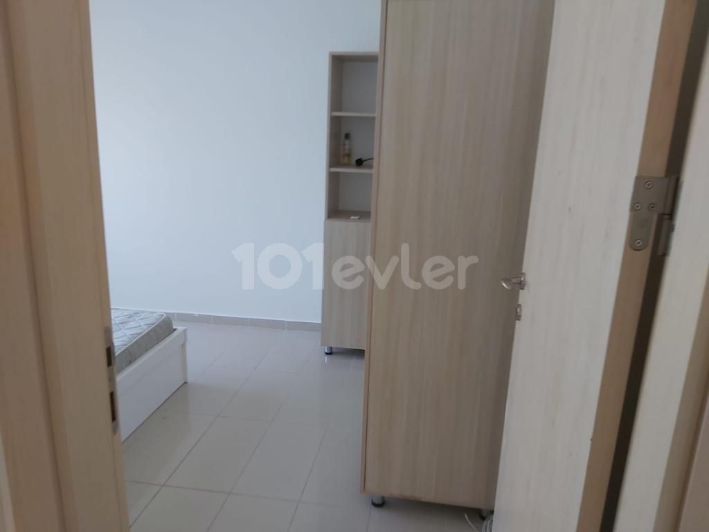 GİRNE MERKEZ 'DE1+1 SATILIK DAİRE