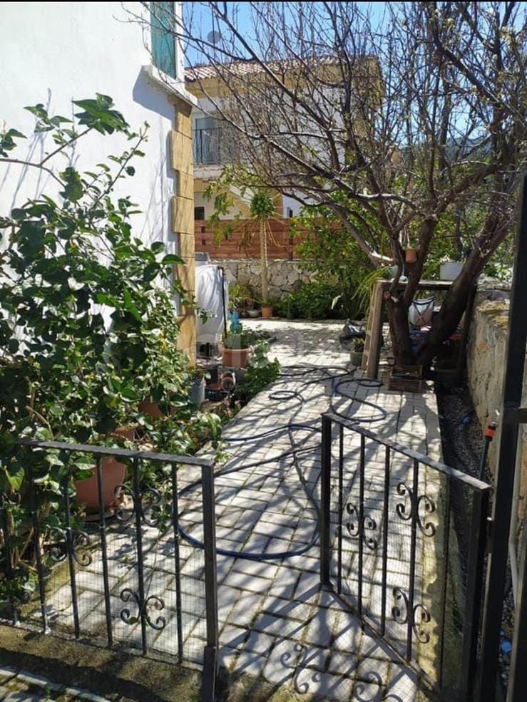 KYRENIA ALSANCAK 3 + 1 PRIVATE POOL VILLA FOR SALE ** 