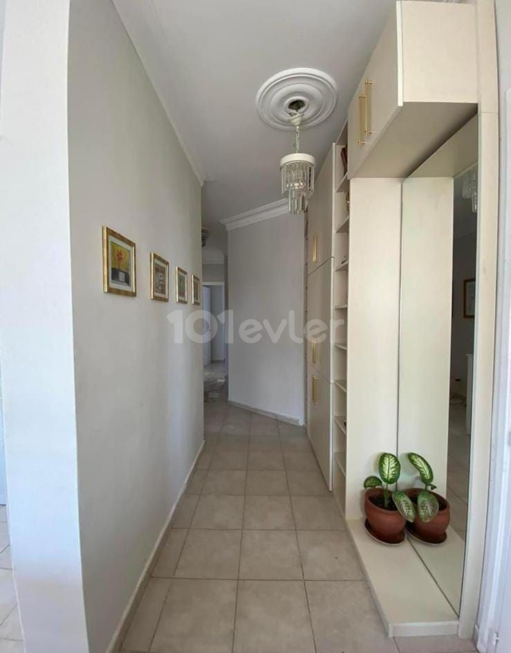 3+1 WOHNUNG ZU VERKAUFEN IN ZYPERN KYRENIA ** 