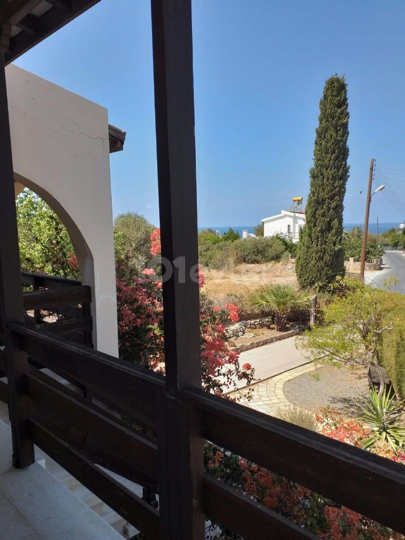 3 + 1 VILLA FOR SALE IN KYRENIA CATALKOY (670 M2) LAND ** 