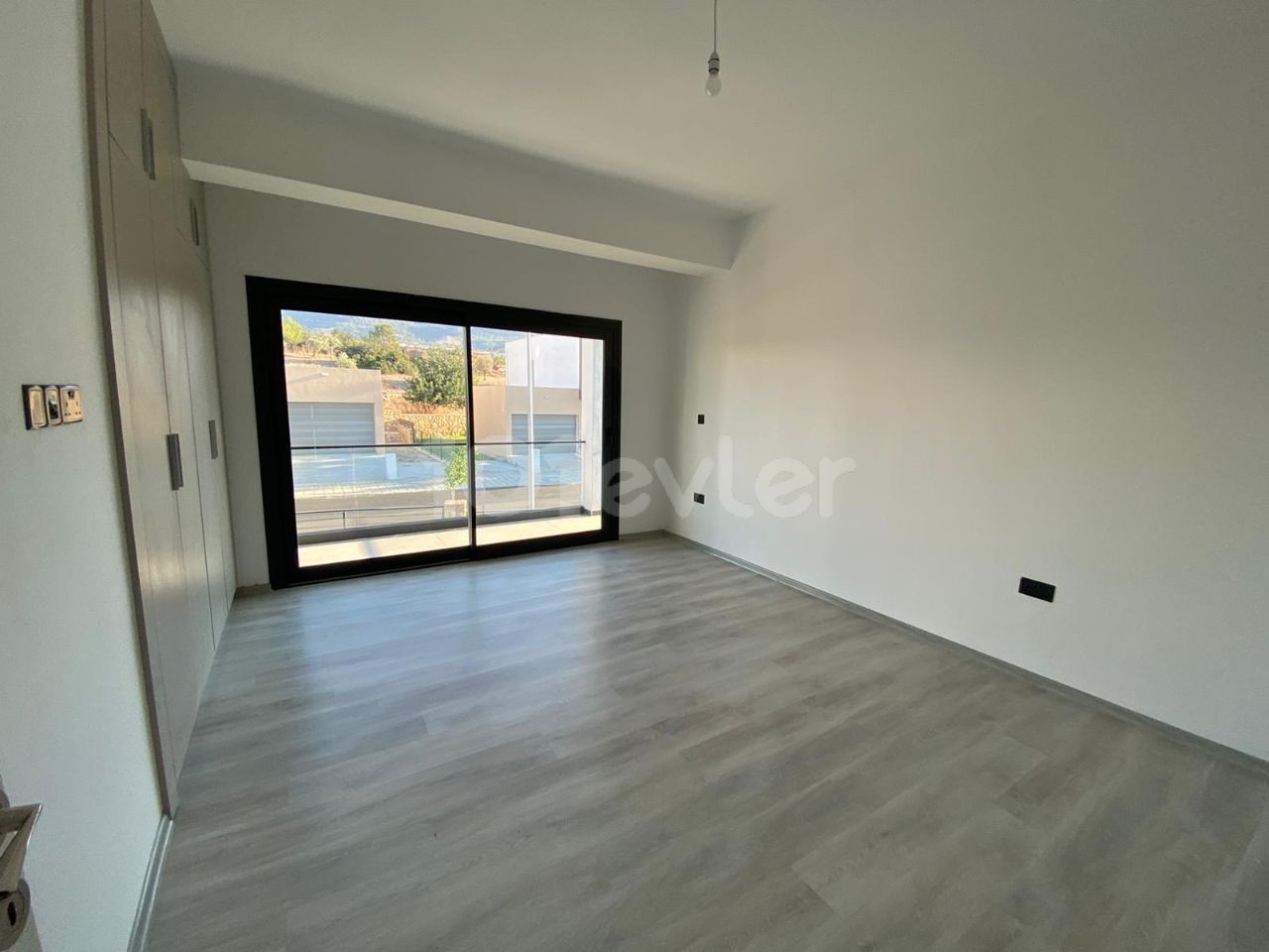 3 + 1 DUPLEX VILLA IN KYRENIA ÇATALKÖY REGION ** 