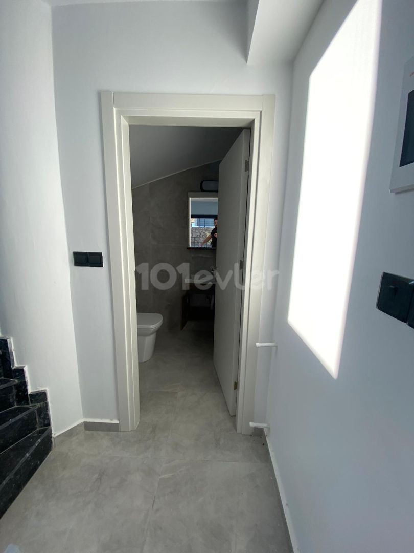 3 + 1 DUPLEX VILLA IN KYRENIA ÇATALKÖY REGION ** 