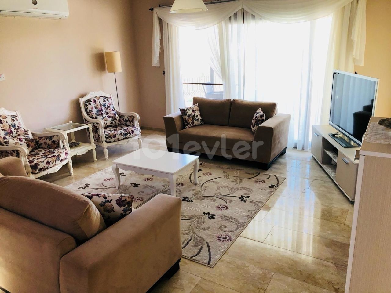 3 + 1 MÖBLIERTE VILLA IN KYRENIA ESENTEPE ** 