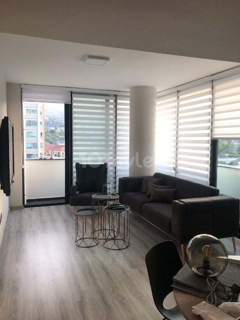 GİRNE'DE LUX KİRALIK 2+1 FULL EŞYALI DAİRE