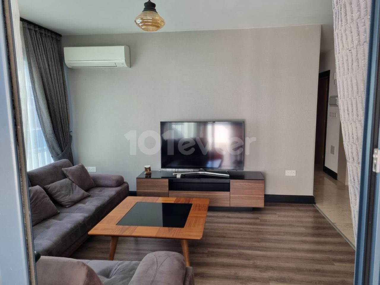 KYRENIA MERKEZ DE LUX 3 +1 LARGE BALCONY APARTMENT FOR RENT ** 