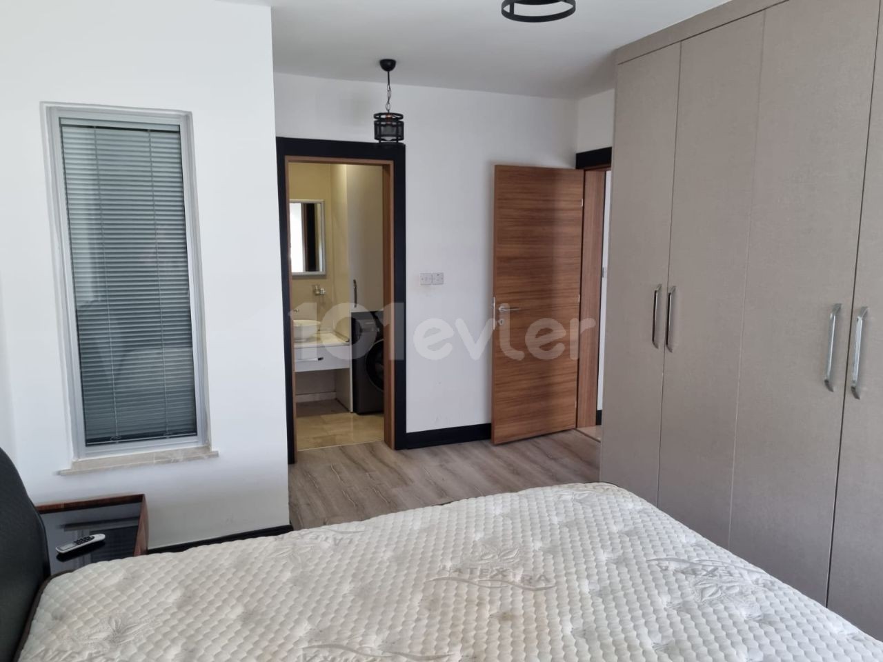 GİRNE MERKEZ'DE LUX 2+1 BÜYÜK BALKON KİRALIK DAİRE