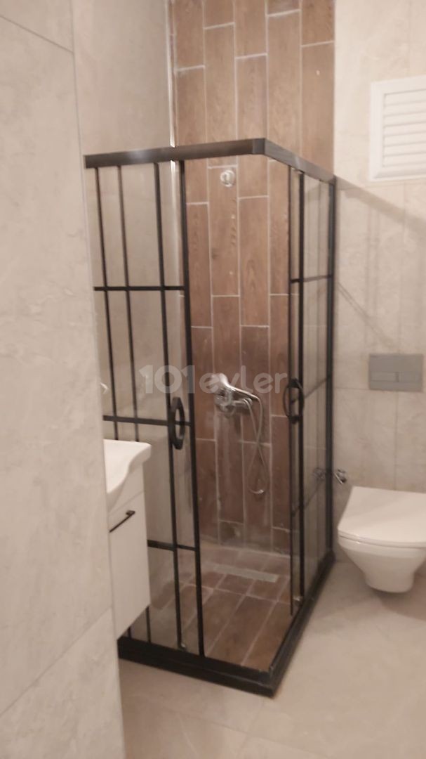 KYRENIA ALSANCAK LUXURY 2 + 1 APARTMENT FOR RENT ** 