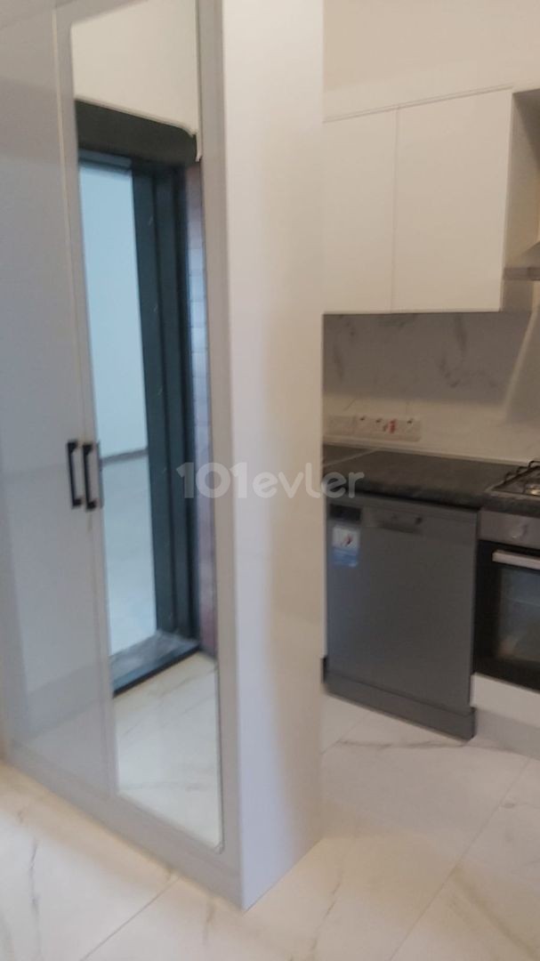 KYRENIA ALSANCAK LUXURY 2 + 1 APARTMENT FOR RENT ** 