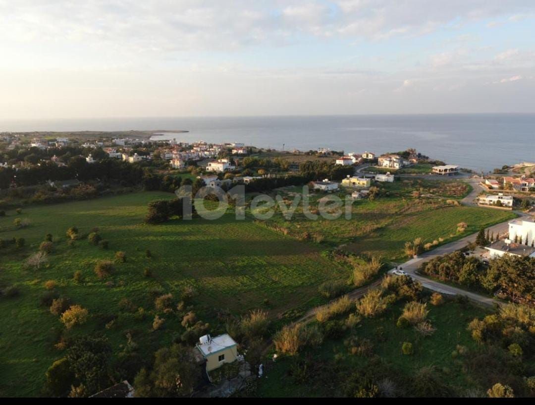 KYRENIA KARSIYAKA 2 + 1 DOPPELVILLEN MIT GEMEINSCHAFTSPOOL ** 