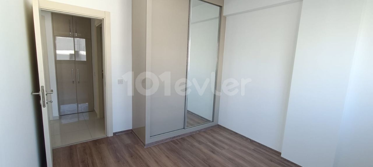 GİRNE YENİ LİMAN BÖLGESİNDE 3+1 LUX SATILIK DAİRE