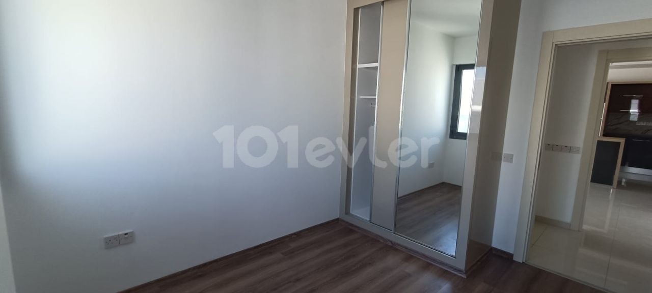 GİRNE YENİ LİMAN BÖLGESİNDE 3+1 LUX SATILIK DAİRE